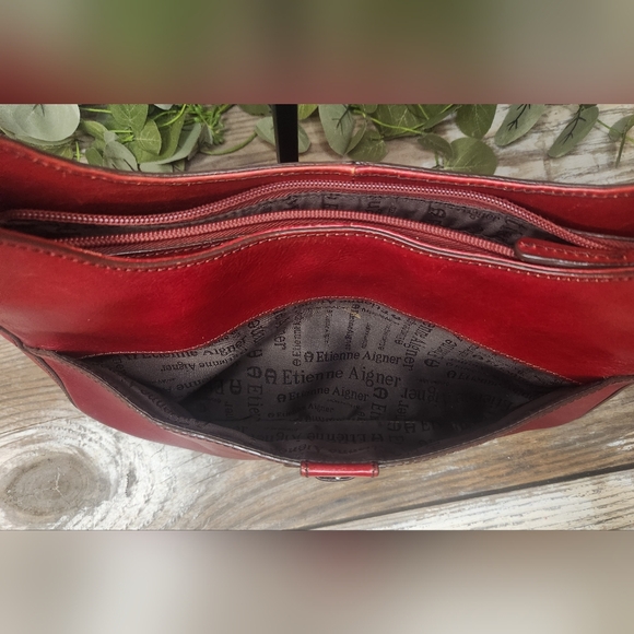 Etienne Aigner Vintage Dark Red Adjustable Strap Shoulder Bag - Picture 12 of 16